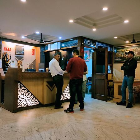 Hotel India International Nuova Delhi Esterno foto